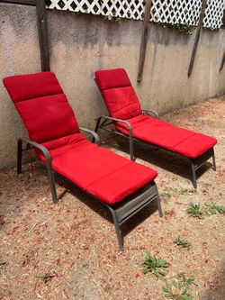 Red Outdoor Lawn Chairs