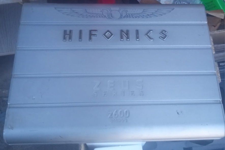 Hifonics Amplifier