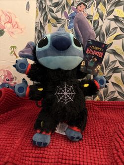 Stitch Disney plushie NWT