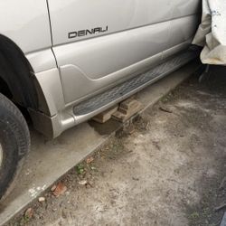 Yukon Denali Xl 2005 ) Driver Running Board 