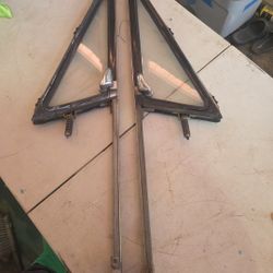 67-72 Chevy Blazer Vent Window Assembly Pair Oem Used