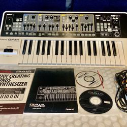 Roland GAIA SH-01 Synthesizer 37-Key Polyphonic Virtual Analogue Keyboard MINT