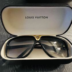 Louis Vuitton Unisex Sunglasses Evidence 