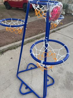 4-Hoop Kids Basketball Set