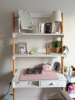 Aesthetic Leaning Ladder Desk