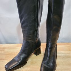 Naturalizer Black Leather Knee High Boots, size 8,5 (26)