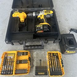 Dewalt 14.4v Drill Kit, With bits And Drivers