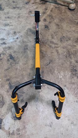 Hitch trailer bike holder