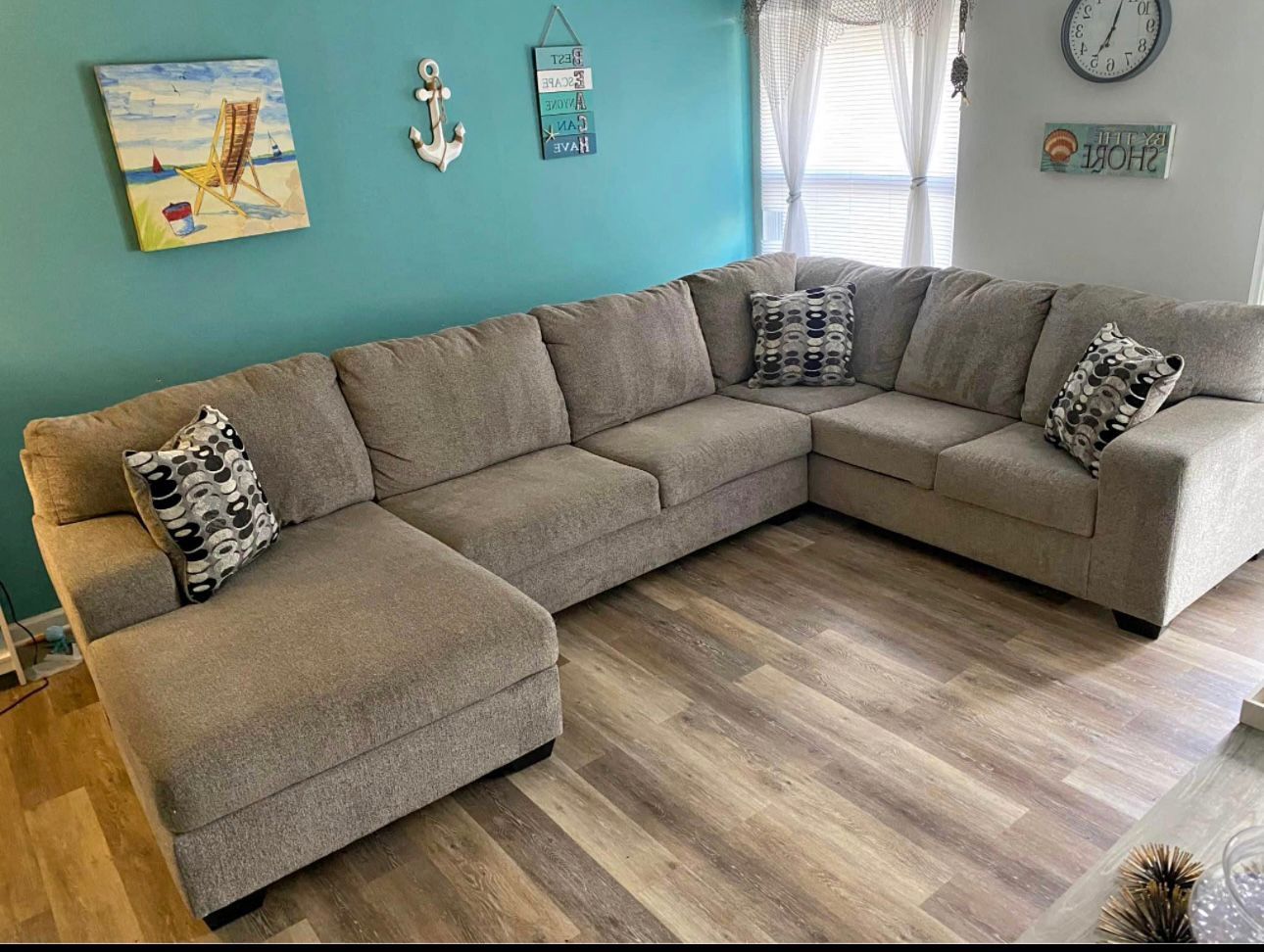 FREE DELIVERY - Comfortable Big Double Sectional Light Gray Couch - Look My Profile For More Options