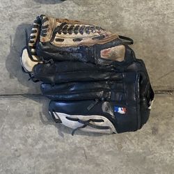 Baseball Glove 