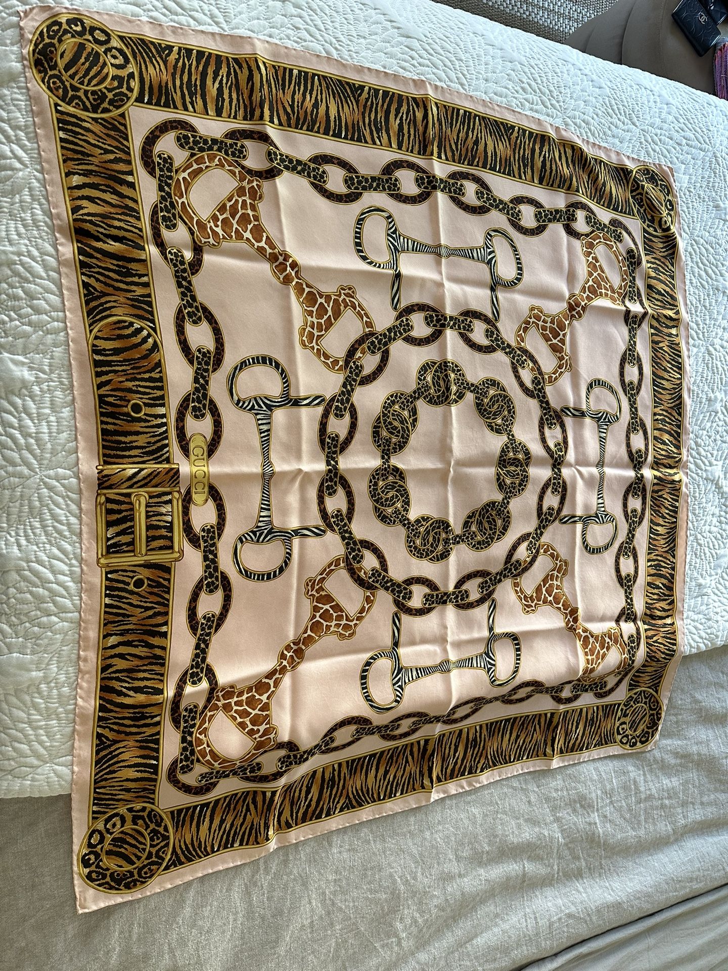 Gucci Ledge Scarf