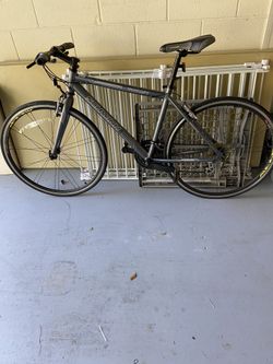 schwinn tourist hybrid bike