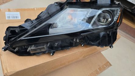 2023 toyota camry headlight
