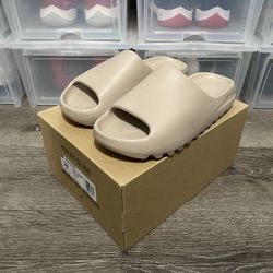 Yeezy Slide ‘Pure’ Size 10