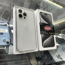 iPhone 15 Pro Max 256gb Unlocked 100% Battery Health