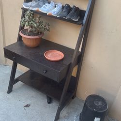 Shelve