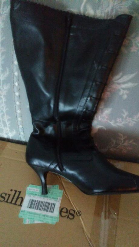 Ladies black leather boots
