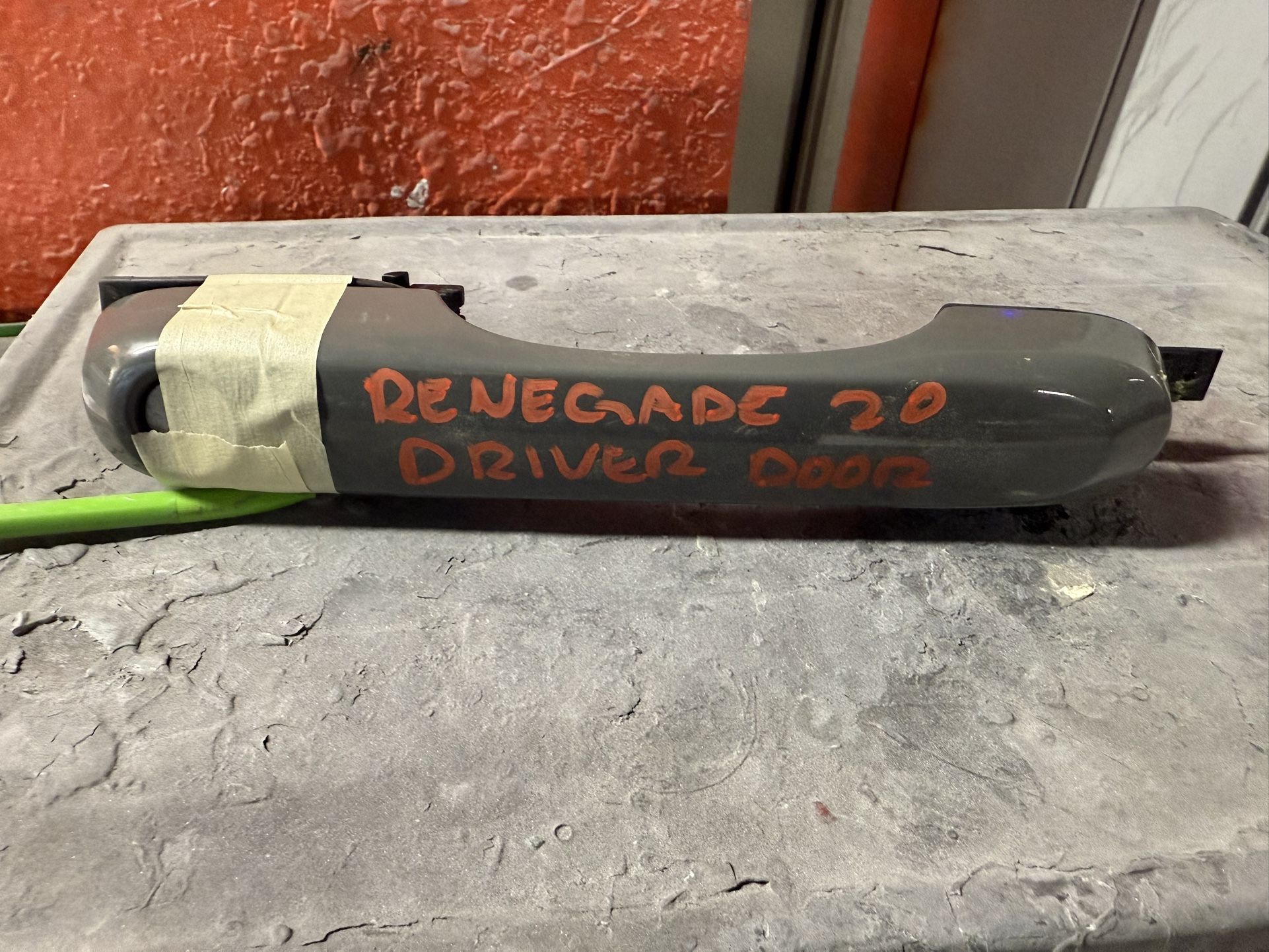 2020 Jeep Renegade Driver Door Handle