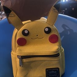 Pikachu Loungefly