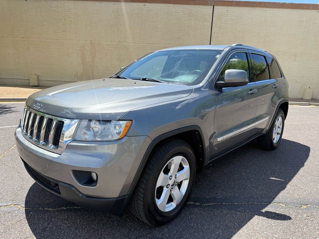 2011 JEEP.GRAND.CHEROKEE.LAREDO, TWO OWNERS SUV, CLEAN.AUTO-CHECK, RUNS.GREAT, COLD.ACΒ π