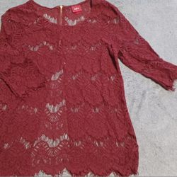 Women's Size Medium Shirt Lace Embroiderd Short Sleeve 3/4