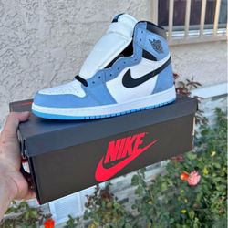 Air Jordan 1 Retro High Size 10.5, 11