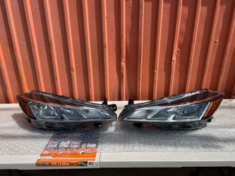 2021 2022 2023 Nissan kicks headlight left side right side