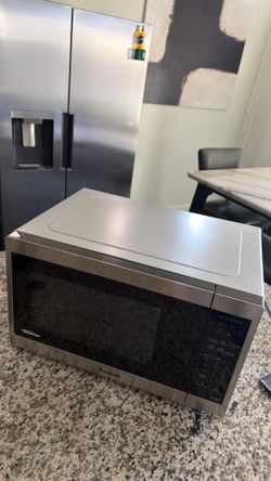 Panasonic NN-SC668S Microwave.