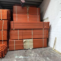 Pallet Racks Beams Uprights Wire Decks Teardrop Warehouse Racking Forklifts 