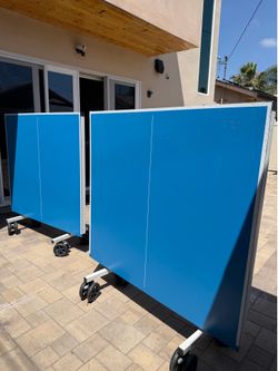 Tennis table