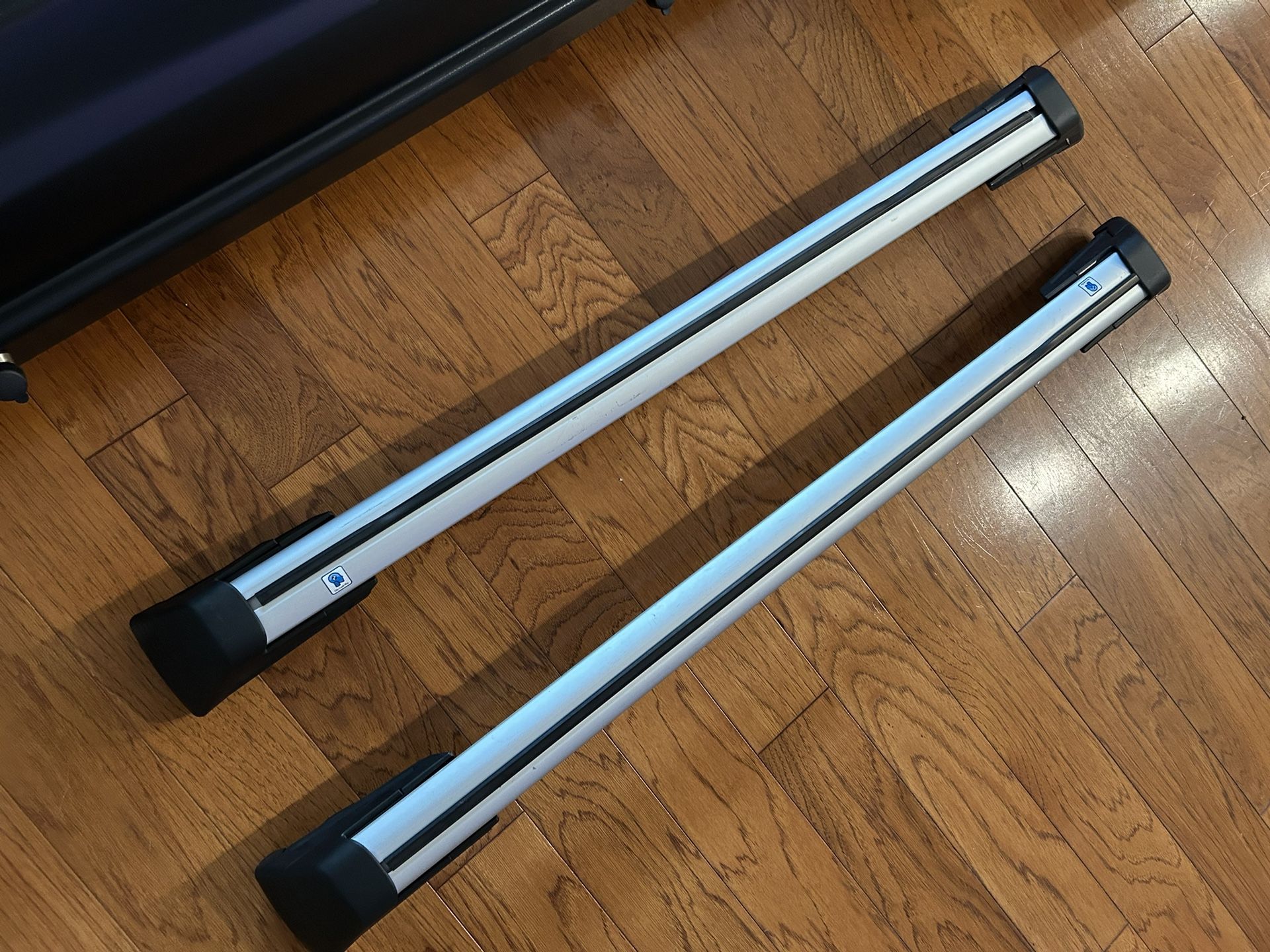 VW Taos Roof Rack Bars