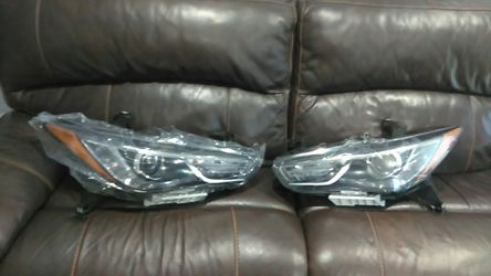 2016-2019 Infiniti QX60 front headlight OEM
