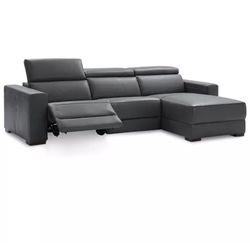 Leather Sectional Sofa – Power Recliner + Adjustable Headrests – Excellent Condition