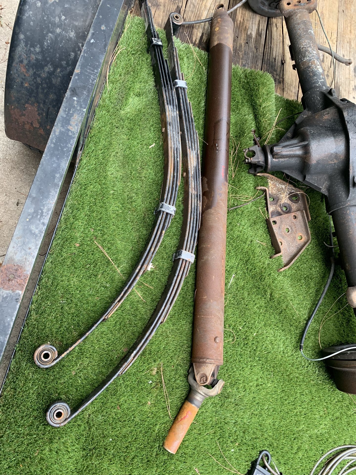 Leaf Springs And Drive Shaft 