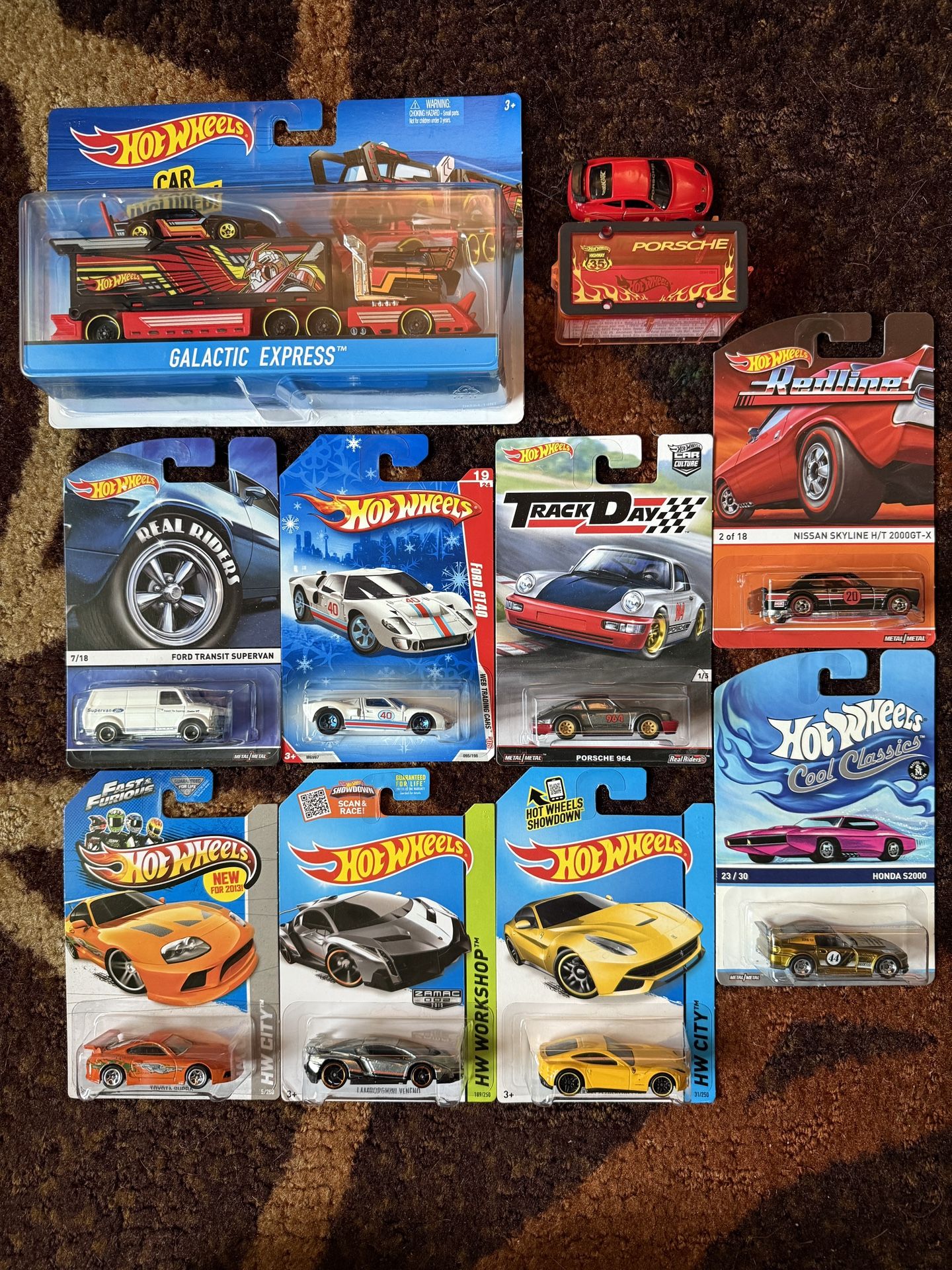 Hot Wheels Lot 27 of 30! Porsche, Ferrari, Nissan Skyline, and More! Selling My Collection!