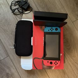 Nintendo Switch 