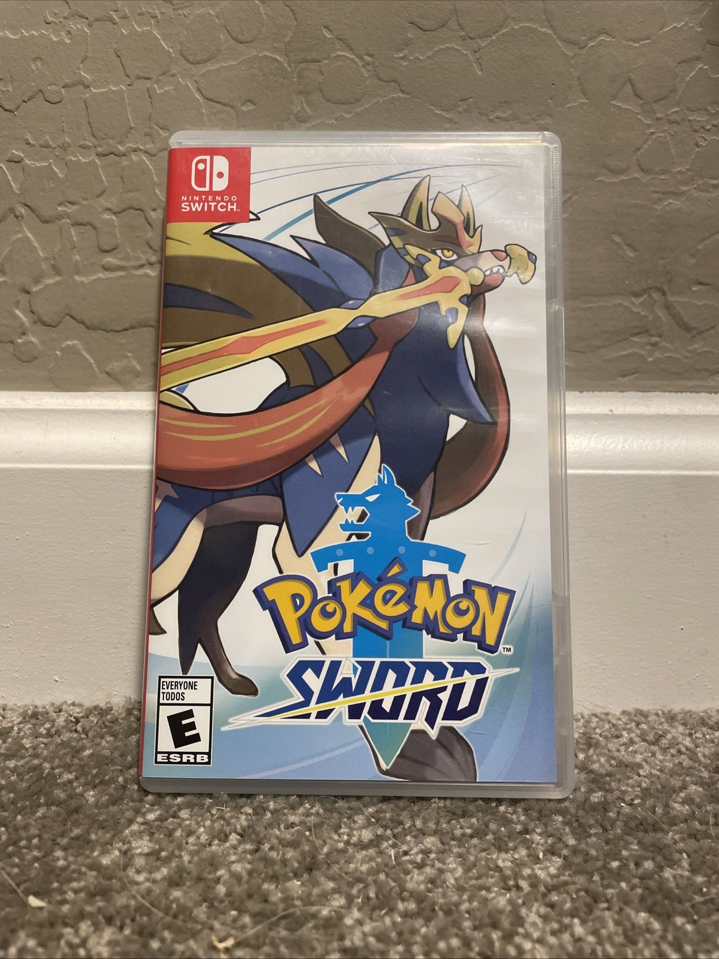 Pokemon Sword Nintendo Switch Game and Case