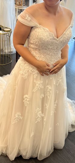 Romantic Size 10 Wedding Dress