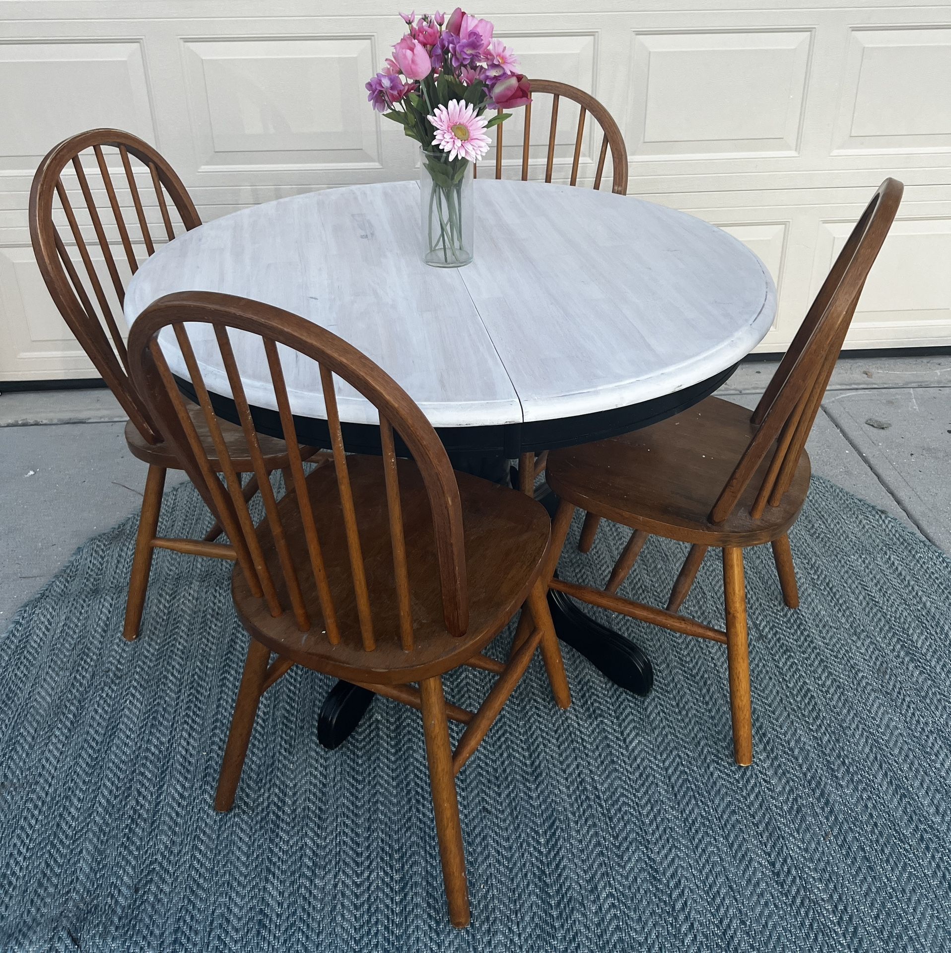 Black Whitewashed Butcher Block Top Round Table