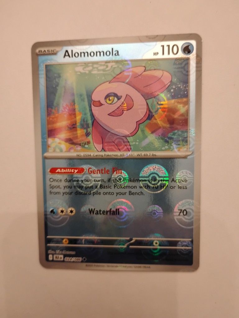 Alomomola Poke Ball Holo