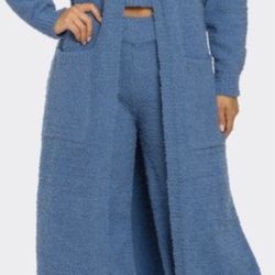 Three Piece Blue Cardigan Set – Various Sizes