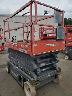 2016 32' Electric Skyjack Scissor Lift SJIII4632