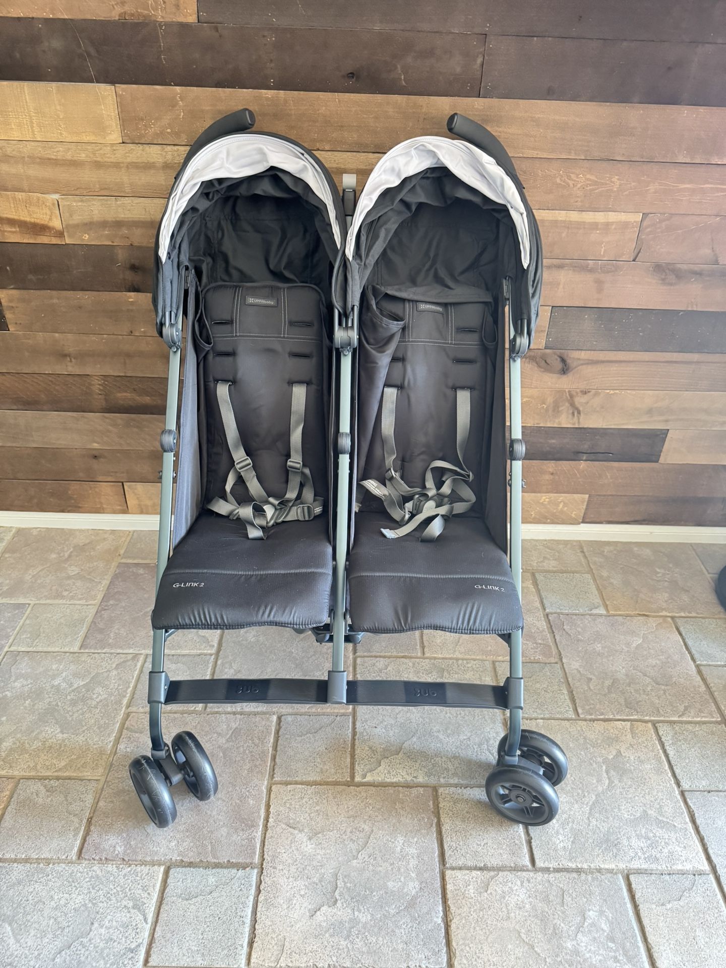 Uppababy G-link V2 Double Stroller
