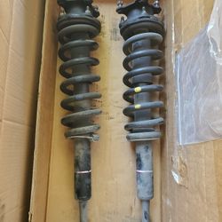 Toyota Tundra OEM Front Struts With Readylift Leveling Kit