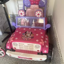 Minnie car