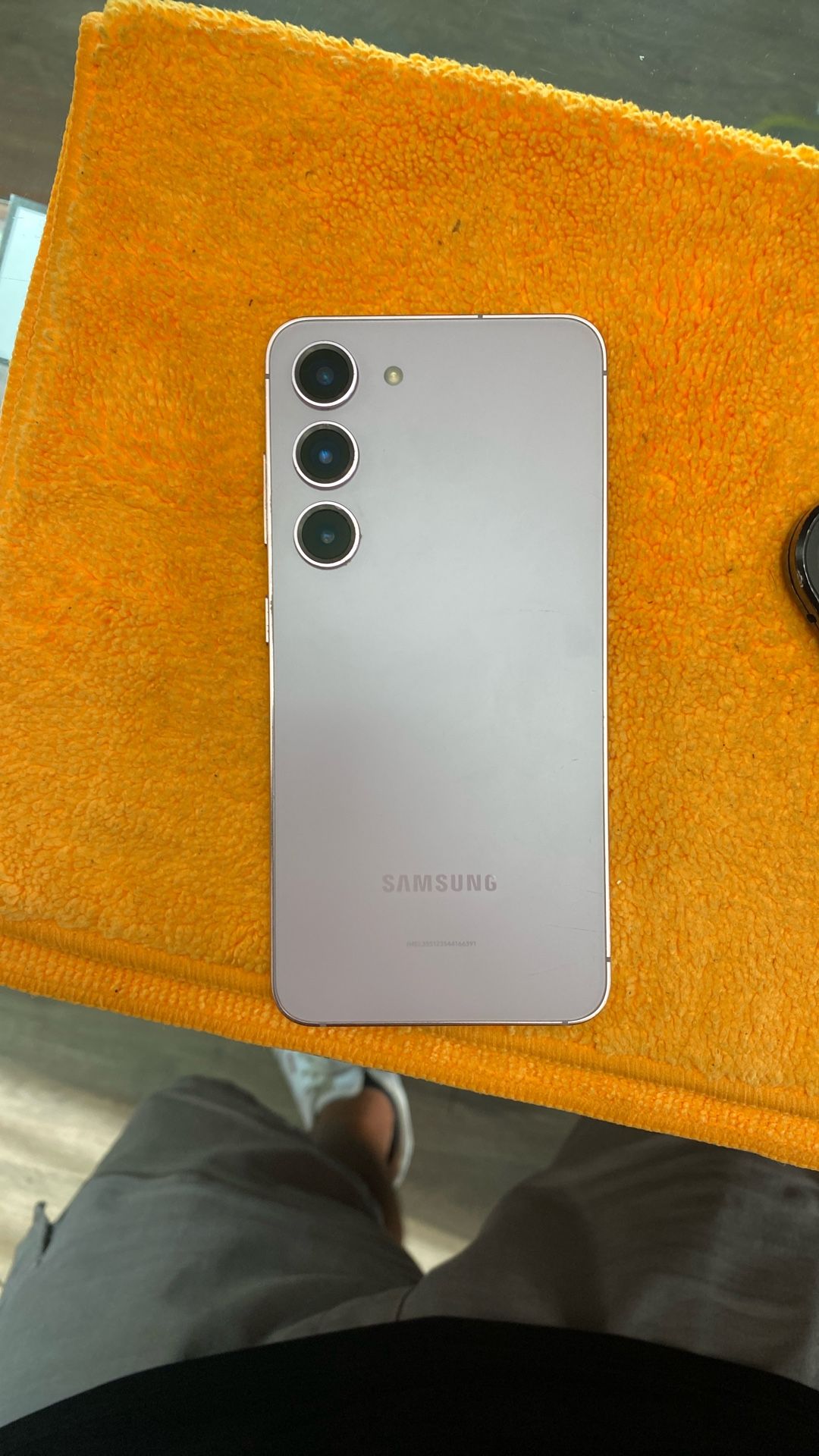 Samsung 23