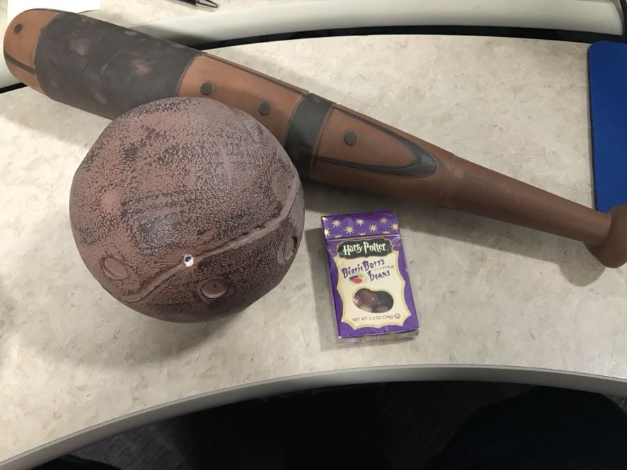 Harry Potter Collectible- Bludger Bat and Ball with Bertie Botts