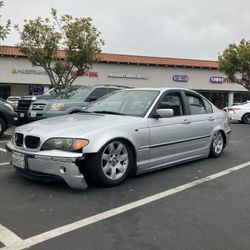 2003 BMW 325i