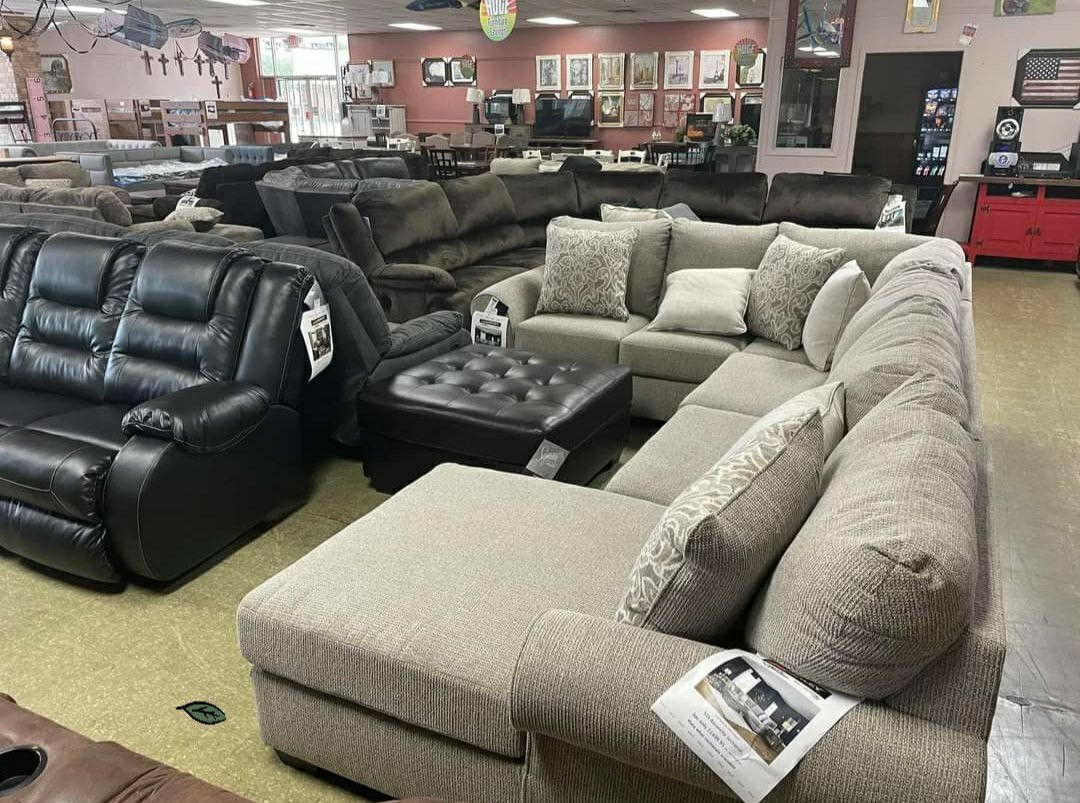 ⚡️Same Day/Next Day Delivery 🚚Baranello Stone RAF And LAF Sectional

by Ashley Furniture