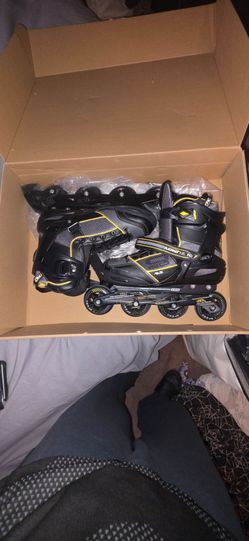 Roller blades